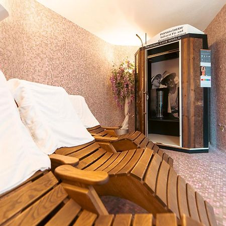 Hotel Bacher Rein in Taufers Exterior foto