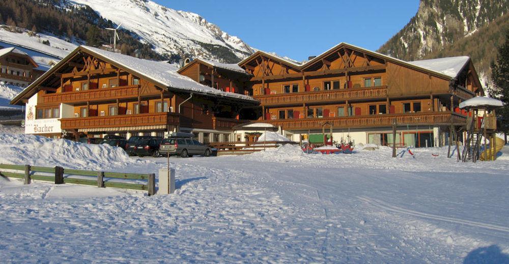 Hotel Bacher Rein in Taufers Exterior foto