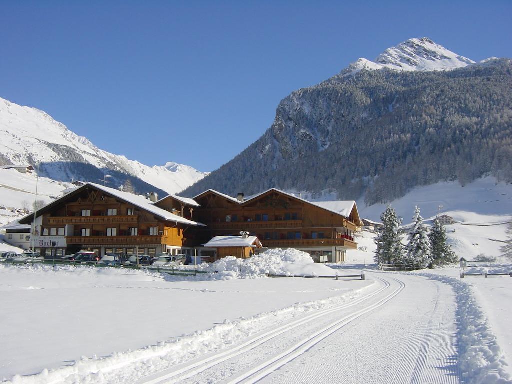 Hotel Bacher Rein in Taufers Exterior foto