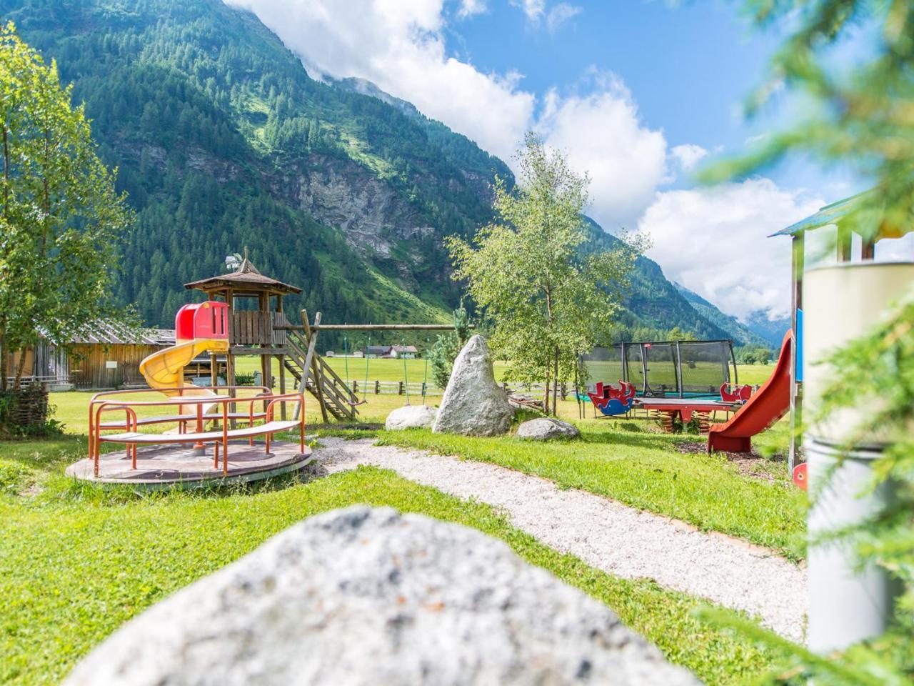 Hotel Bacher Rein in Taufers Exterior foto